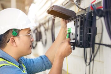 Electrical Worker